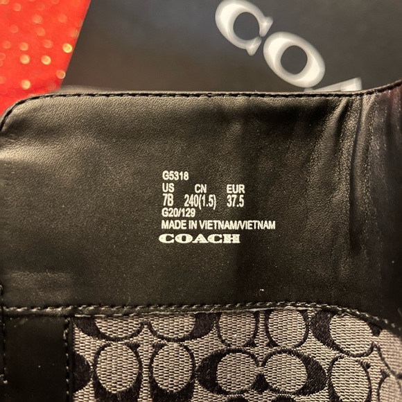 Coach Authentic leather black flat tall boots - Picture 6 of 11